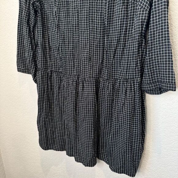 NWT Old Navy Black & White Windowpane Split Neck Loose Mini Dress - Size LP - Picture 2 of 6